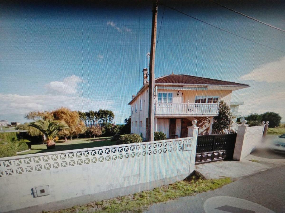 Chalet Vacacional En Segunda Linea De Playa Foz Esterno foto